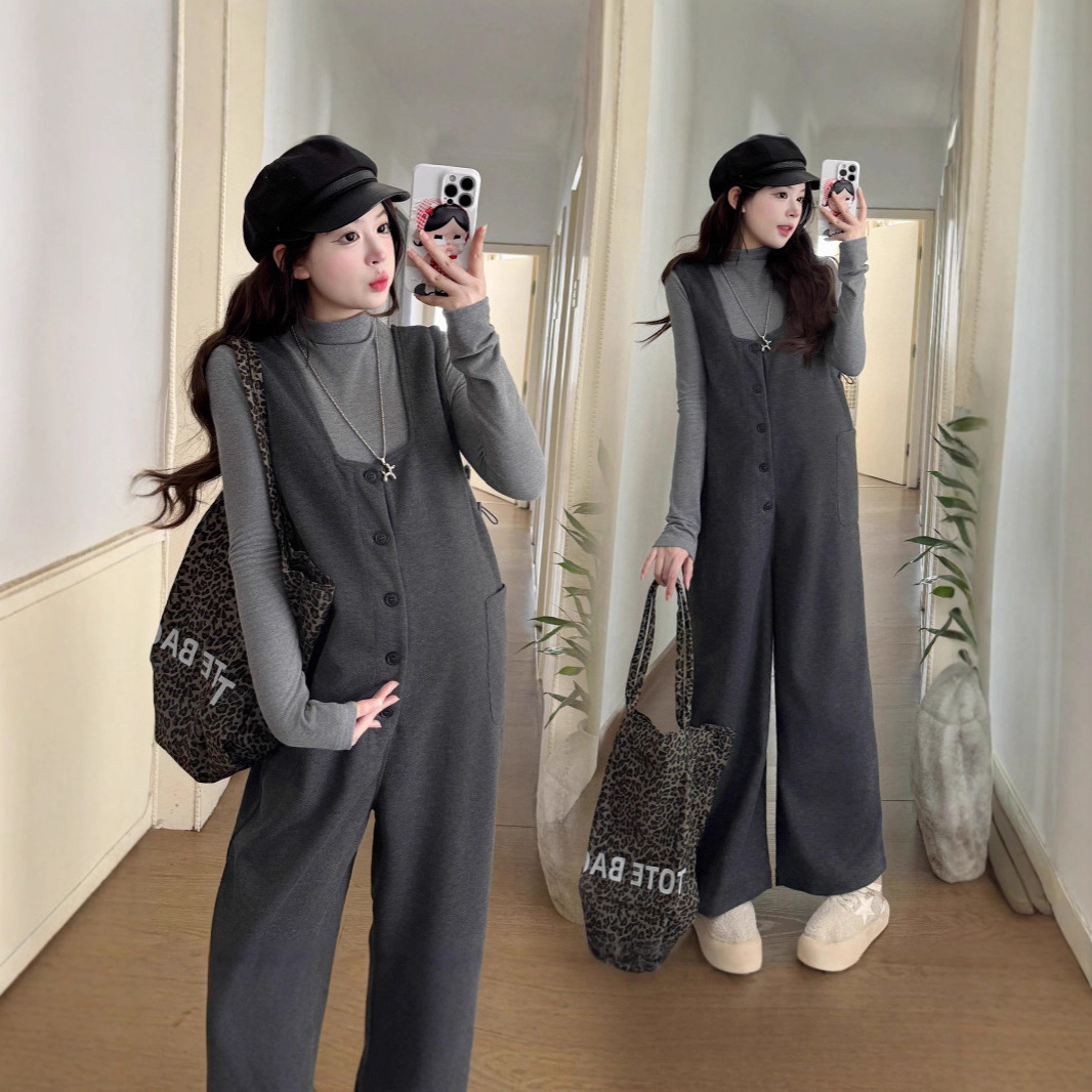 孕妇装冬装新款加厚韩系宽松遮孕肚背带裤打底衫高级感显瘦套装潮