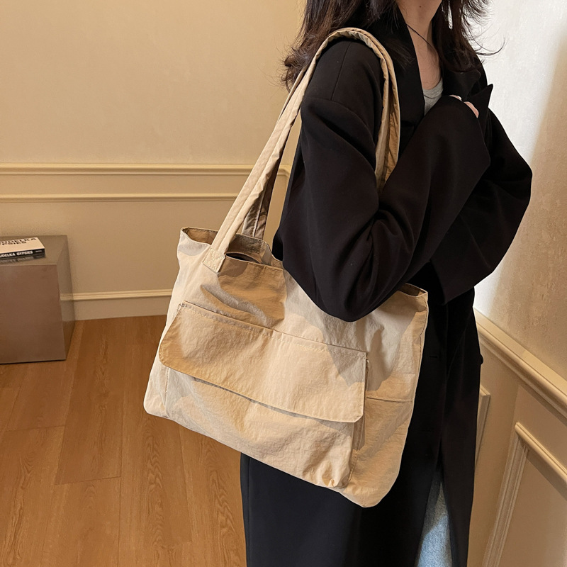 Nuevo japonés ligero simple bolso de hombro de mujer versátil bolso de mano bolso de viaje bolso de estudiante bolso de mano