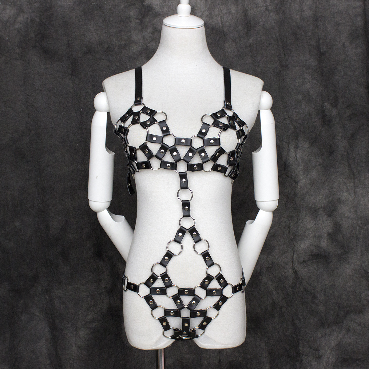 Ropa interior de cuero sexy Ropa de cuero con cadena de hierro Ropa de reina de PU Cadena corta Coqueteo Perspectiva Ropa de cuero Escenario de armadura