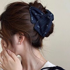 蝴蝶结牛仔贝壳抓夹女2025新款高级感后脑勺发夹复古鲨鱼夹子发饰