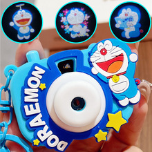 Doraemon哆啦A梦相机投影仪钥匙扣挂件机器猫夜光书包挂饰礼物男