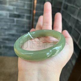 玉器工艺品;吊坠;手镯