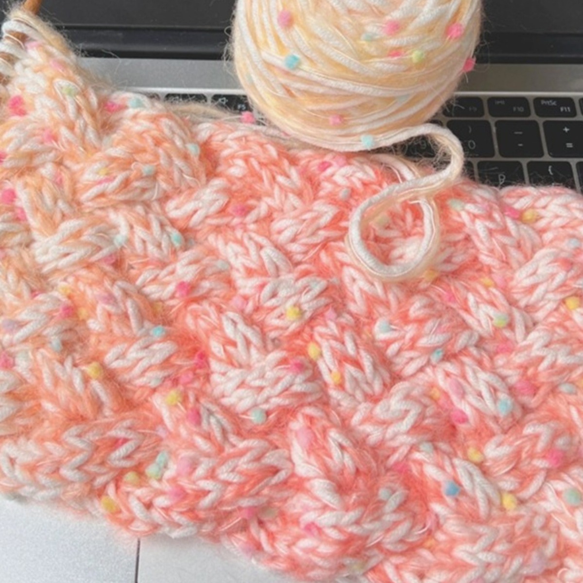 彩虹糖围巾手工diy毛线钩针编织材料包混线围脖送女友男朋友礼物