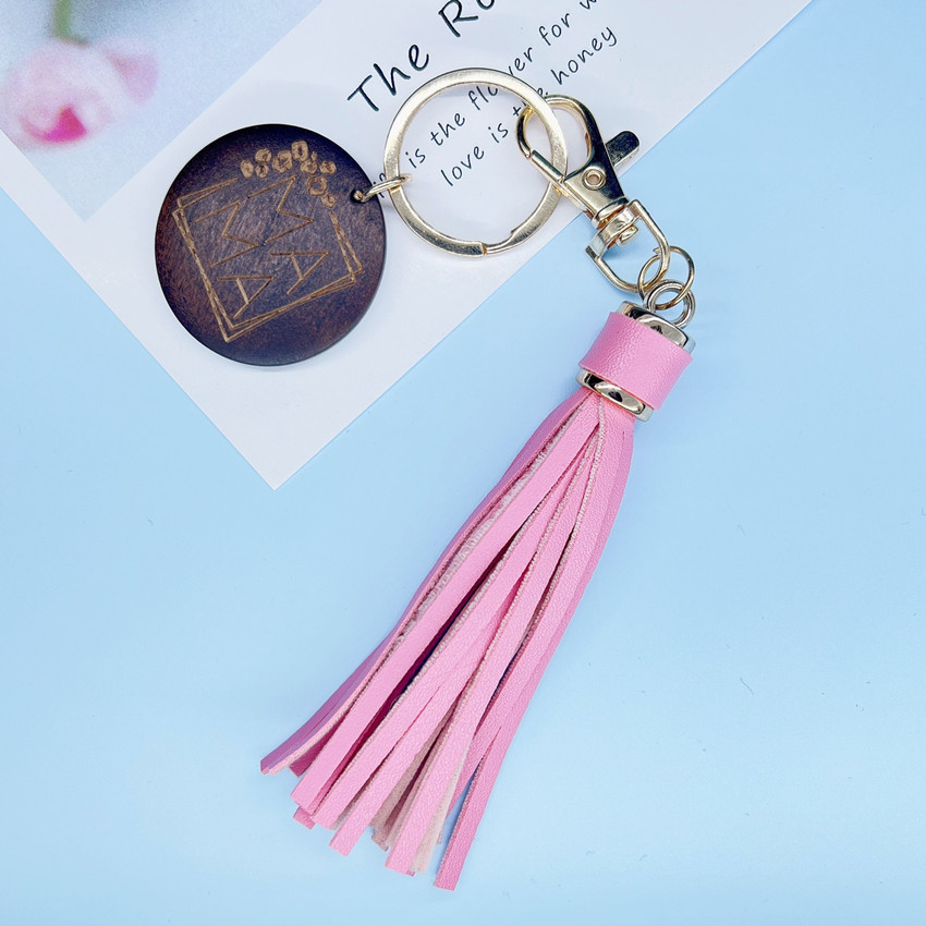 15g Weight Keychain Classification 1 Piece Quantity Daily Occasion PU, Wood Material Mother'S Day Festival MAMA, Letter Pattern Women's Gender Tassel Design Romantic Style Romantic MAMA Letter PU Wood Tassel Mother'S Day Women's Keychain 14