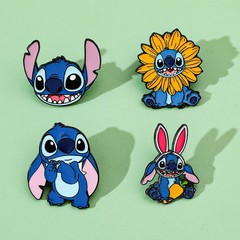 欧米の映画とテレビのキャラクターの金属の紋章の太陽の花のスティッチの合金のブローチはピンを飾ります。