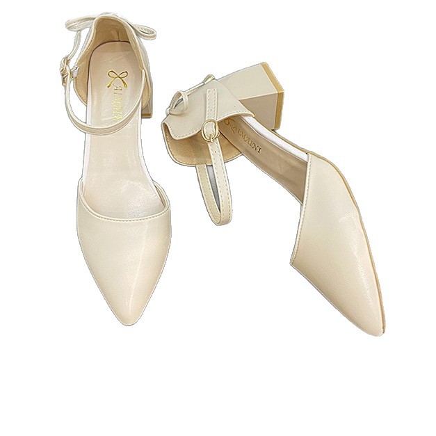 Nuevo estilo chino de verano 2026 zapatos de verano de punta de tacones gruesos sandalias de tacones altos de mujer zapatos de arco de arco
