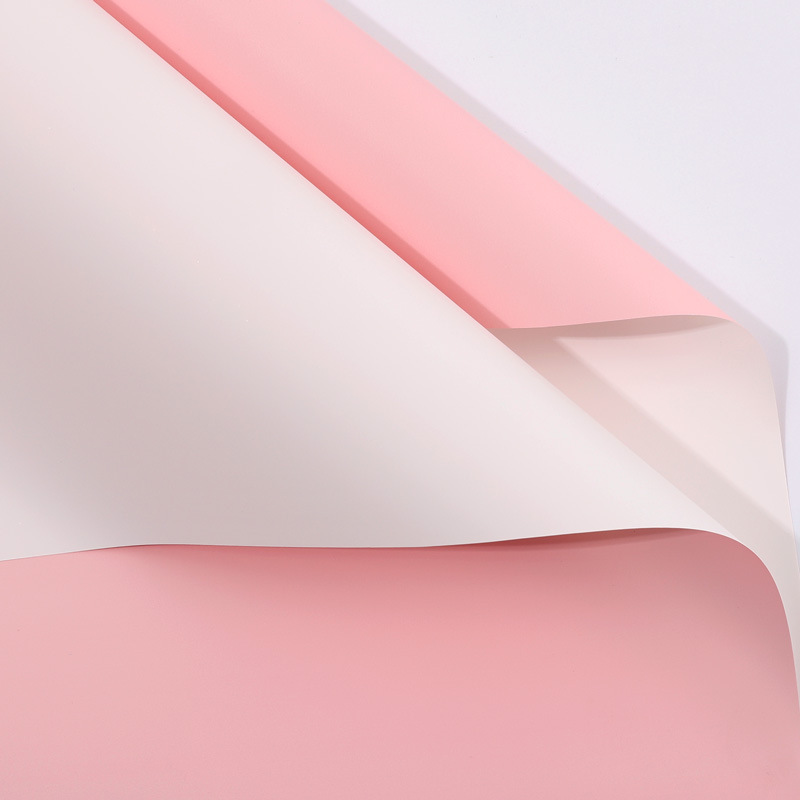 Papel de embalaje de flores de alta calidad al por mayor Papel Ouya impermeable de dos colores al por mayor Fabricante de papel de flores de bolsa de regalo hecho a mano creativo