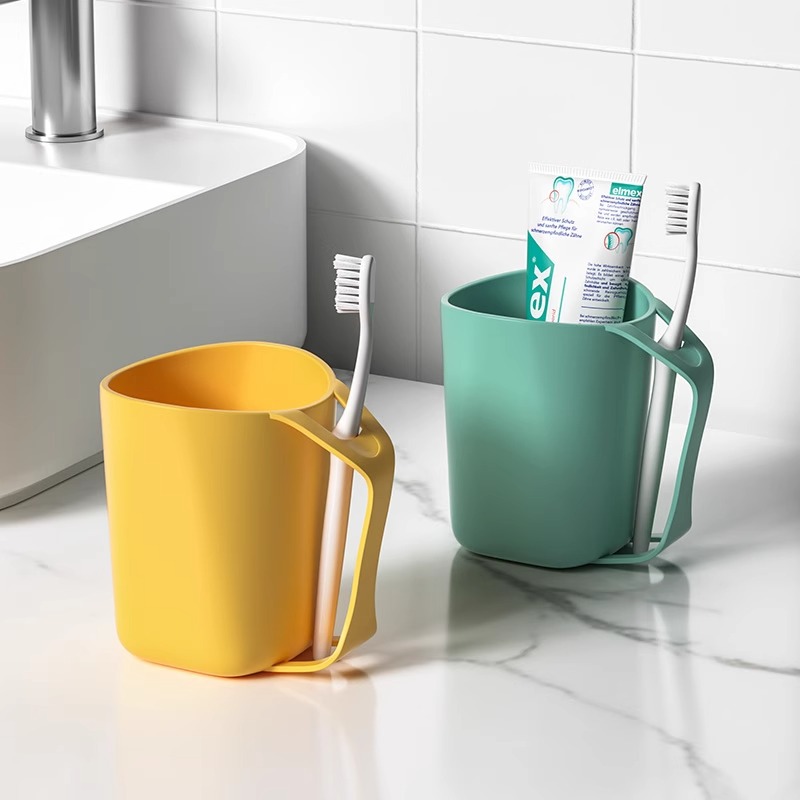 Taza de enjuague simple para el hogar Taza de cepillo de dientes Taza de enjuague para parejas de niños Un par de set de cepillo de dientes simple Tanque de dientes creativo