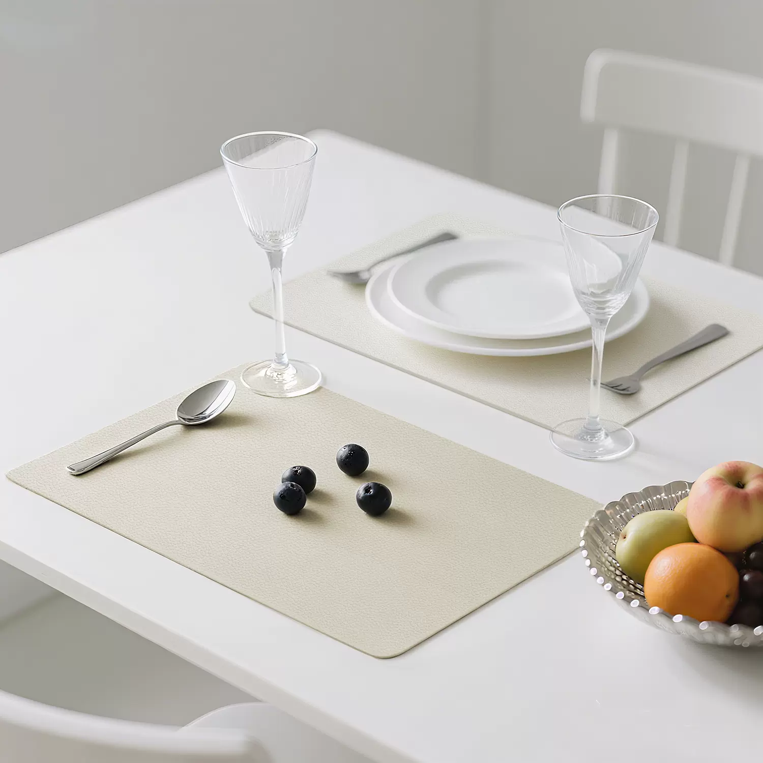 现代简约纯色家用皮革餐桌垫防水防油餐垫隔热垫碗盘垫子现货批发