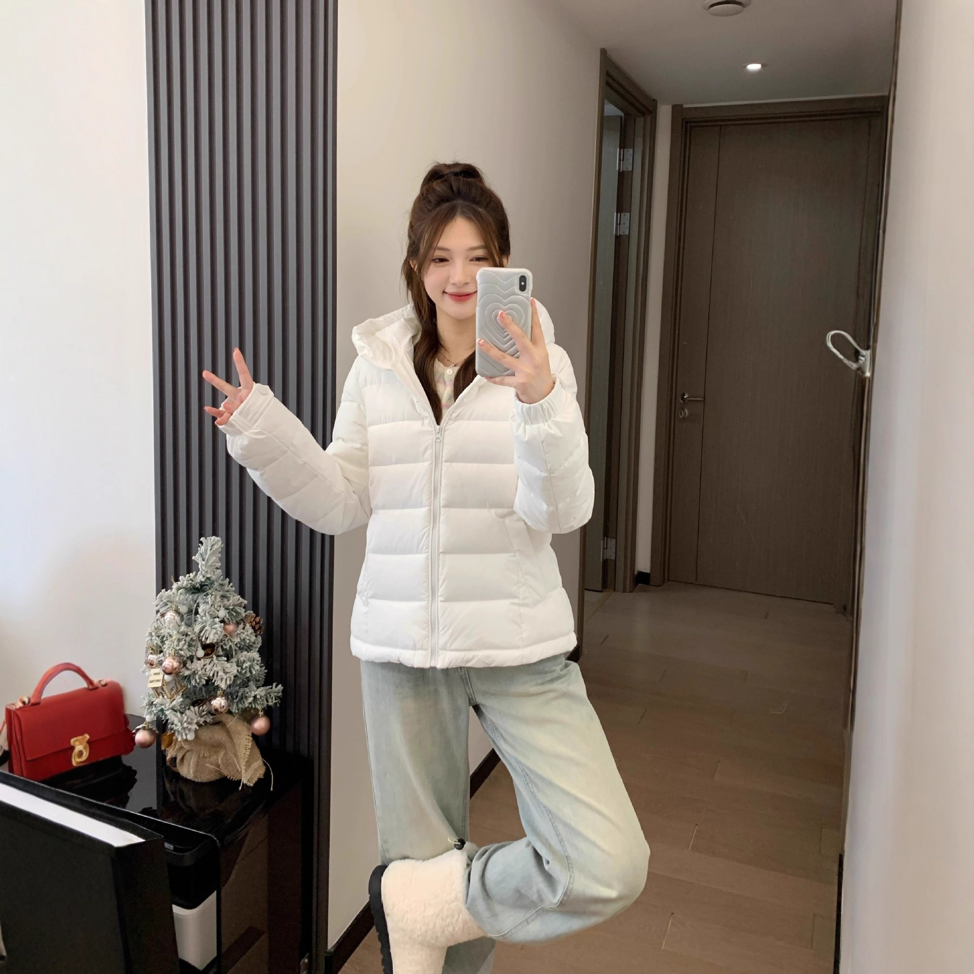Lu Series Hooded Slim Slim Right Shoulder Short down Jacket for Women Autumn and Winter 2025 New 90 White Duck down Warm Jacket