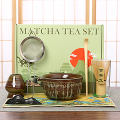 日本式の粗い陶は口を持って茶碗を塗る日本の茶器の陶磁器のお茶をつけます。