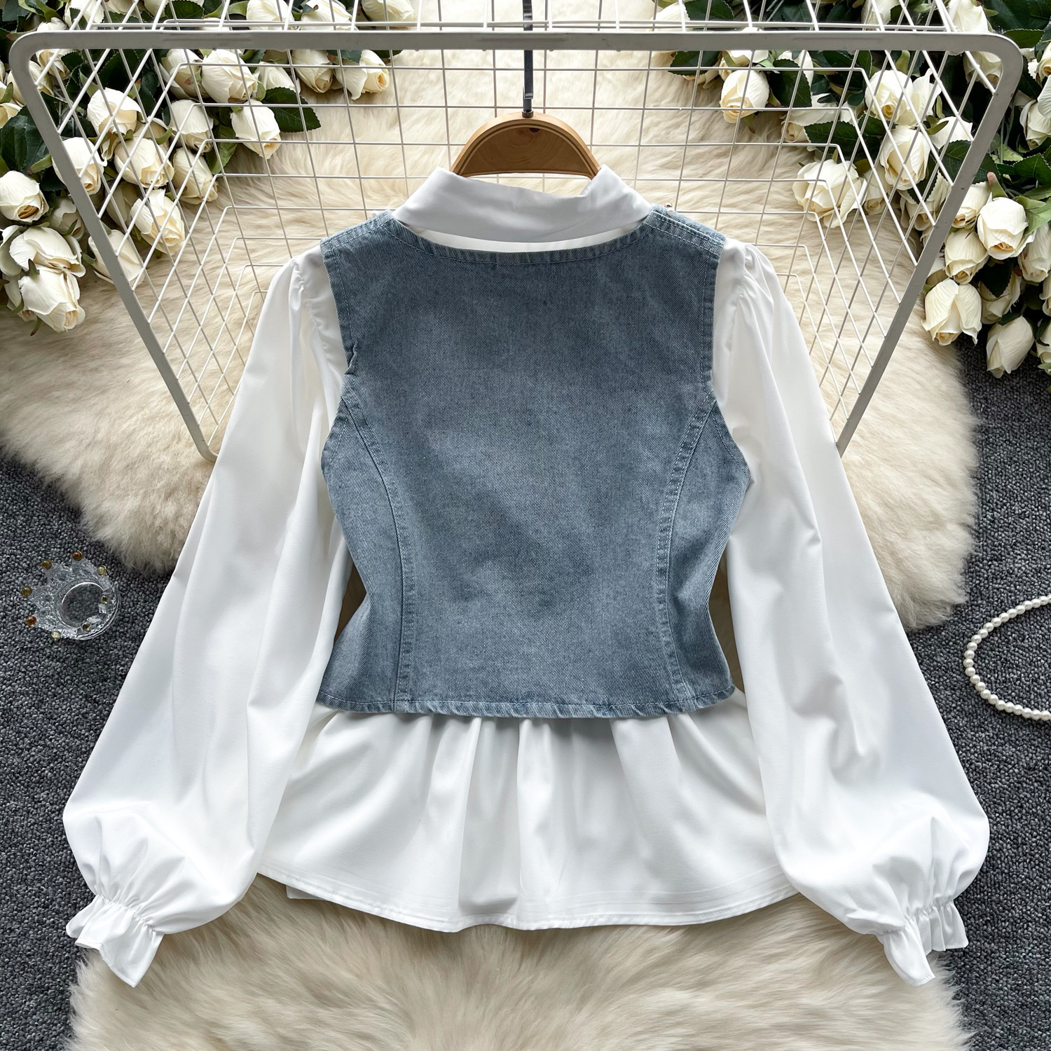 Abbigliamento da donna dolce completo camicia a maniche lunghe con perline e diamanti gilet in denim a strati_voghion.com