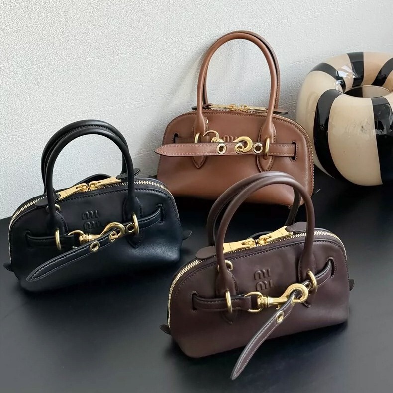 Miu Shell Bag Retro Genuine Leather Tote Bag Commuter Bowling Versatile Fashion Single Shoulder Crossbody Bag in Stock Handbag