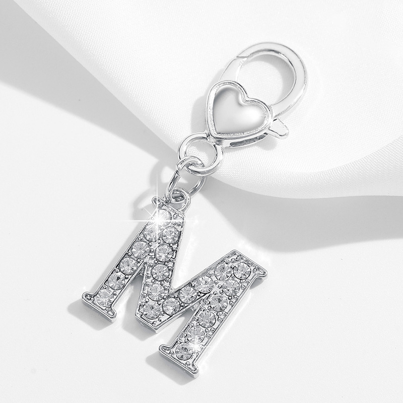 Europa y los Estados Unidos hermosa mini full-inlaid 26 letras inglesas personalidad transfronteriza joyería llavero accesorios colgantes