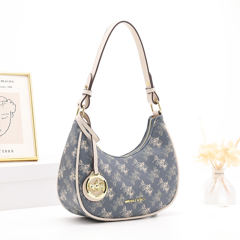 Women's New Autumn/Winter Underarm Bag Single Shoulder Baguette Bag Versatile Crossbody Dumpling Bag Niche Half-Moon Bag - Thumbnail 5