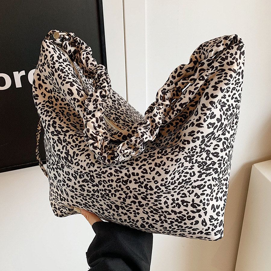 Leopard print women's tote large capacity crossbody bag, 2024 new casual canvas college student fashion class bag_voghion.com