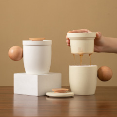 お茶分離カップ実用ギフト陶磁器家庭用シンプル個人専用マグカップ蓋付きフィルター付きお茶カップ