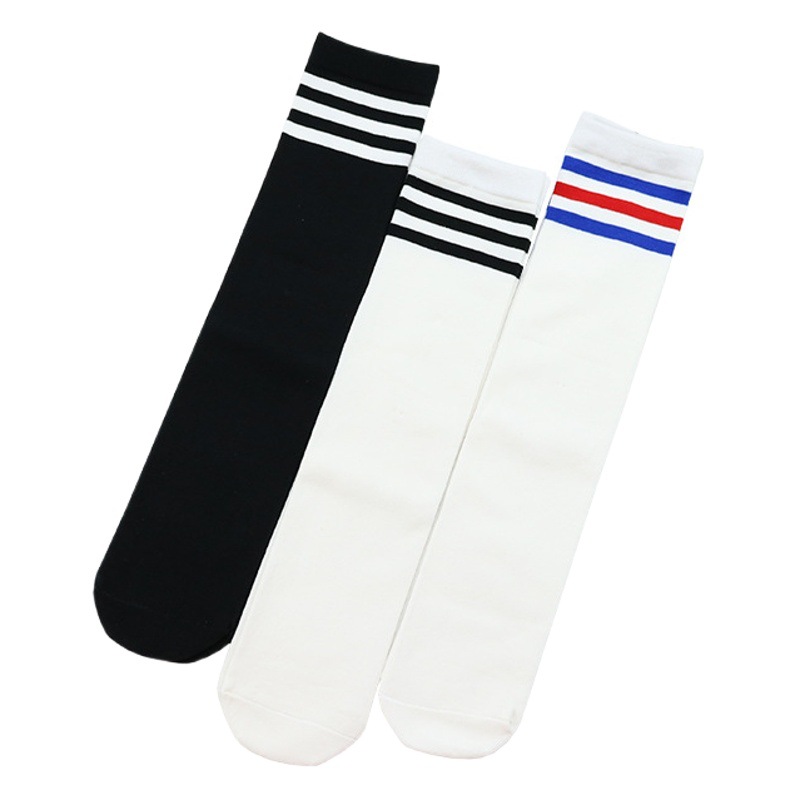 Calcetines de mujer de doble par para niños Four Seasons Medias de rayas sin tacón de estilo coreano Algodón peinado calcetines de becerro de estudiante para niños en blanco y negro