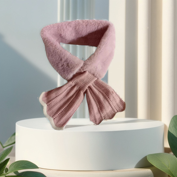 핑크색 중간 토끼 모피