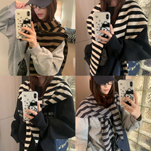 韩版条纹加大保暖三角披肩女秋冬时髦百搭加厚外搭针织围脖配饰