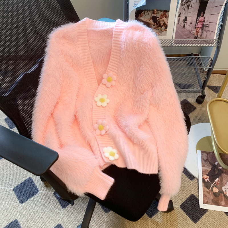 Autumn and Winter Soft and Waxy Imitation Mink Velvet Knitted Cardigan for Women, Lazy and Gentle Style Stereo Flower Button V-Neck Sweater Jacket