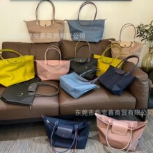 ݸ�a�J�Ҵ̽������L���μ�����������ذ�ͨ��Ҹ�°�Ů�R����ɫ