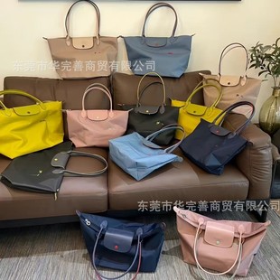 ݸ�a�J�Ҵ̽������L���μ�����������ذ�ͨ��Ҹ�°�Ů�R����ɫ