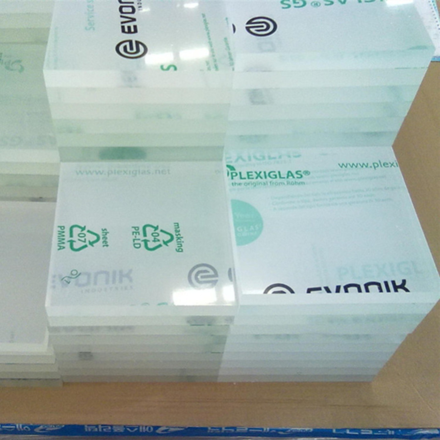 德固赛透明亚克力板乳白色有机玻璃板防眩光亚克力板硬化亚克力板