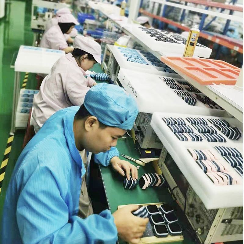 跨境专供小巧迷你4G儿童电话手表支付GPS精准定位插卡打视频通话|undefined