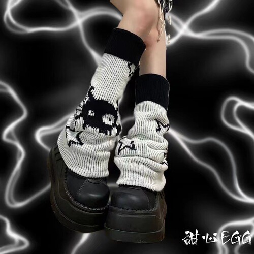Autumn and winter Japanese style hot girl star skull element leg cover subculture y2k slimming student pile socks two-way