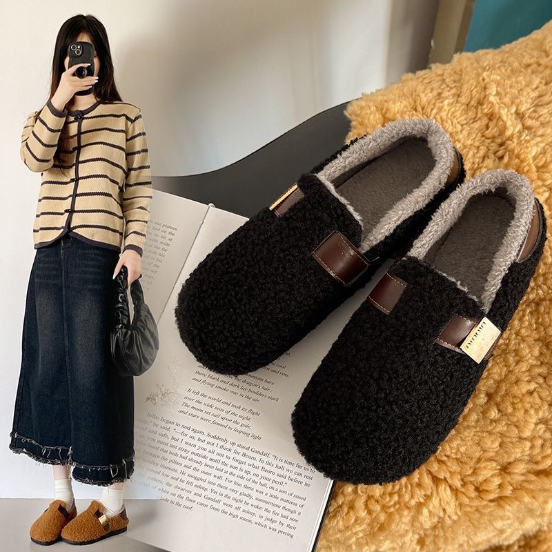 Invierno de cordero coreano zapatos de mujer con zapatos de frijol y algodón retro con una sola pie plana.
