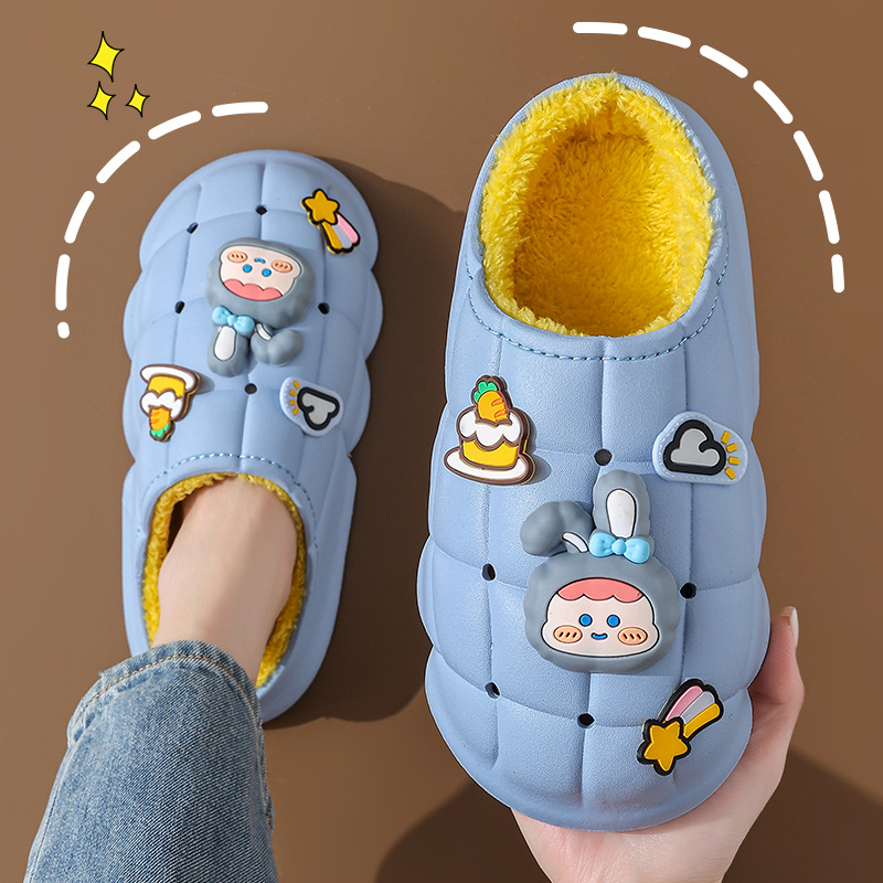 Pareja de invierno Zapatillas de algodón bolsa de mujer talón forrado de lana cálido hogar peludo dibujos animados impermeable slip-on zapatos de algodón de suela gruesa hombres