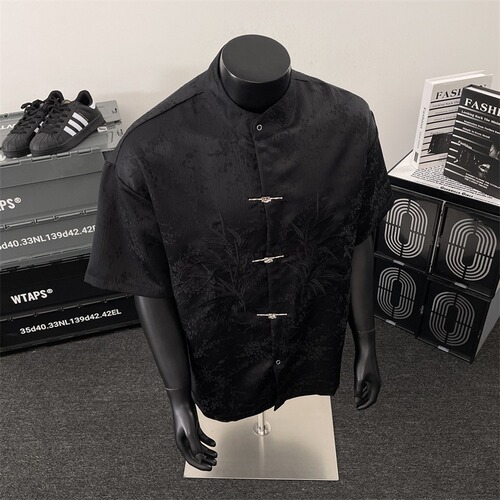 National trend new Chinese jacquard stand-neck short-sleeve shirt for men's summer retro dark pattern texture buckle tunic suit