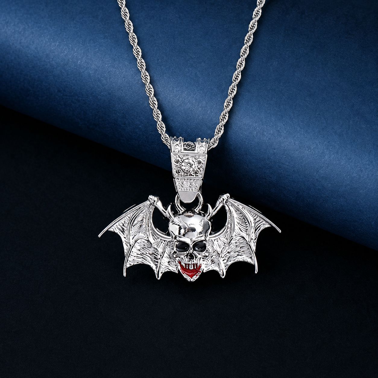 Hip-hop transfronterizo Halloween calavera de aleación colgante de goteo de aceite personalidad exagerada Europa y América fabricantes de collares de hombres al por mayor