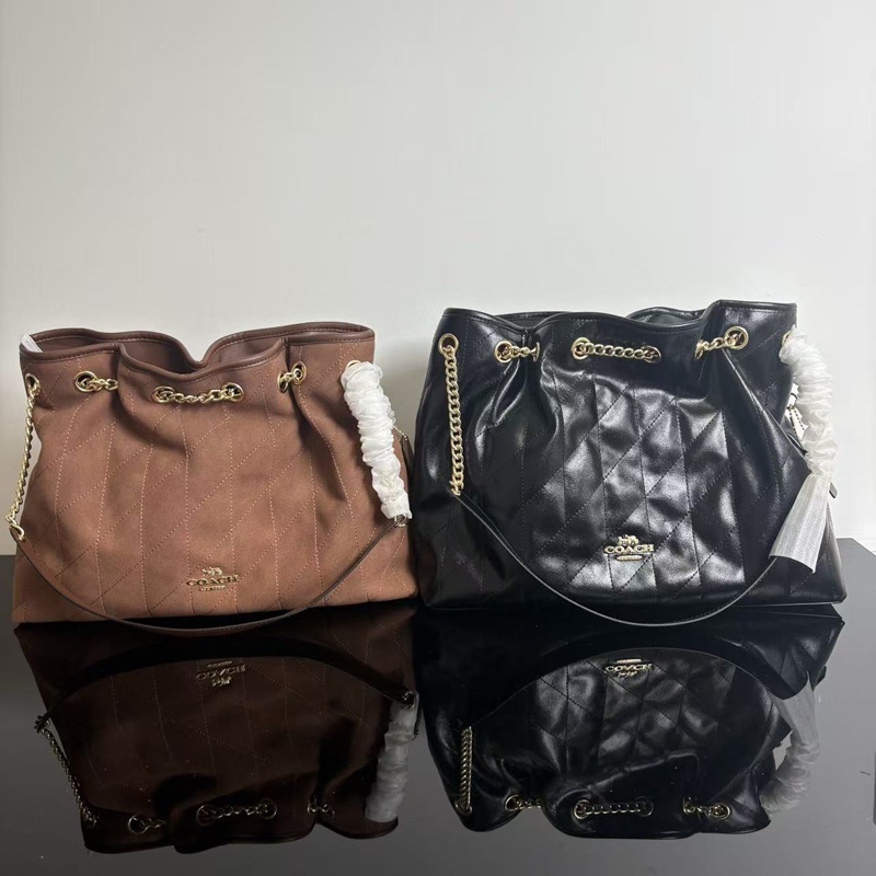 Coach New Women's Bag Evelyn Quilted Chanel-Style Trash Bag Single Shoulder Drawstring Pleated Bag Handbag Crossbody Tote Bag Coach New Women's Bag Evelyn Quilted Chanel-Style Trash Bag Single Shoulder Drawstring Pleated Bag Handbag Crossbody Tote Bag