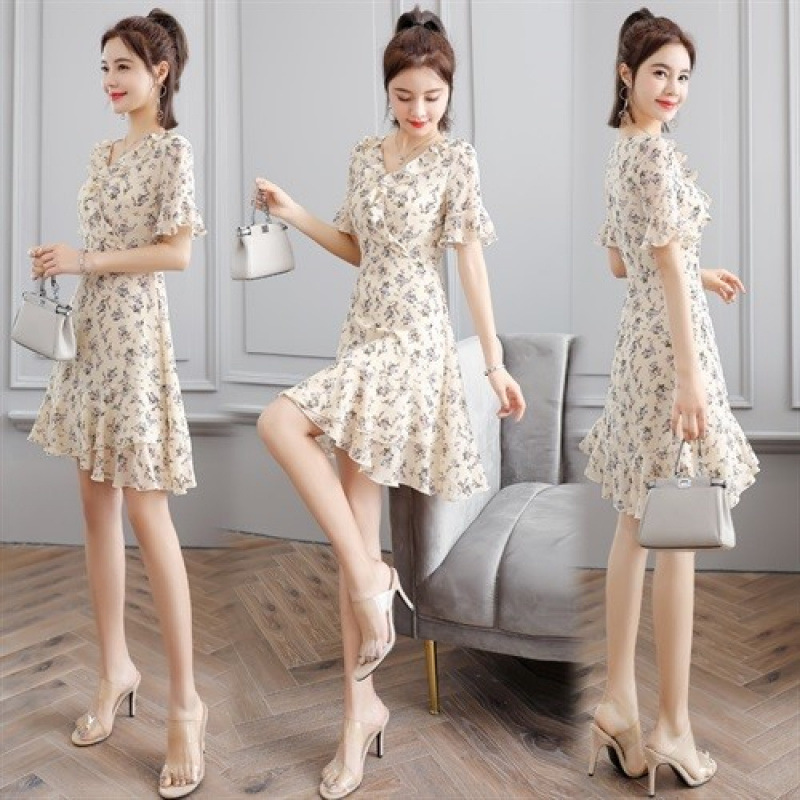 Petite women's chiffon floral dress, mid-length, 2026 summer new style, elegant, age-reducing, slimming, trendy dress