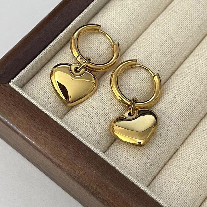 Women's Gender 1 Pair Casual Simple Style Heart Shape Plating Titanium Steel 18K Gold Plated Drop Earrings