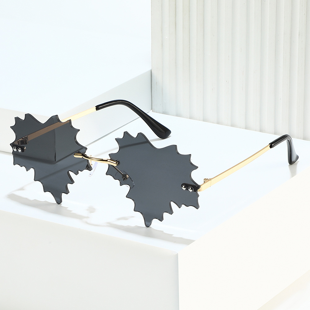 New Cross-Border Frameless: European And American Style, Unique Design, Quirky Hip-Hop Plant Maple Leaf Niche_voghion.com
