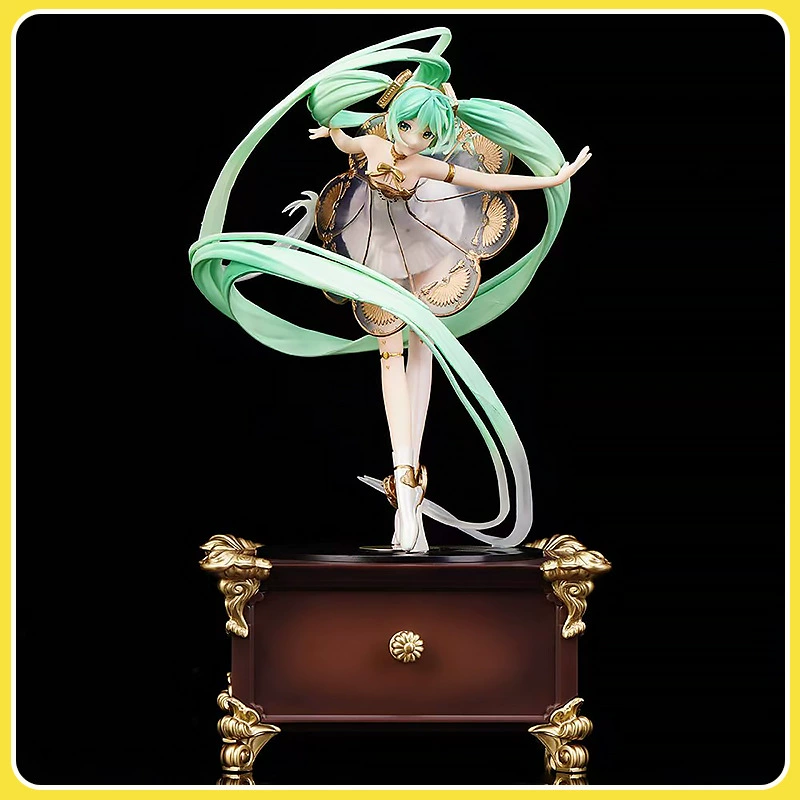 Новый продукт впервые появился на 5-й годовщине симфоний Miku 5th Anniversary Symphony Symphony Machine