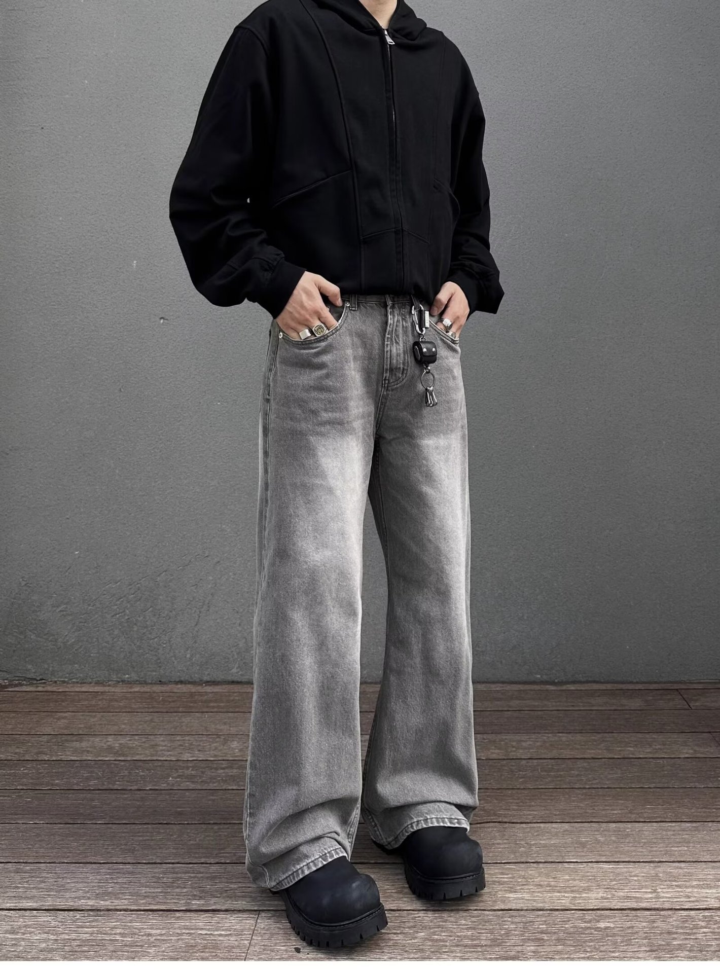 Men's Charcoal Gray Flared Jeans American Style Washed Vibe Straight Leg Loose Fit Casual Pants Mid Waist Slight Stretch_mkmklike.com