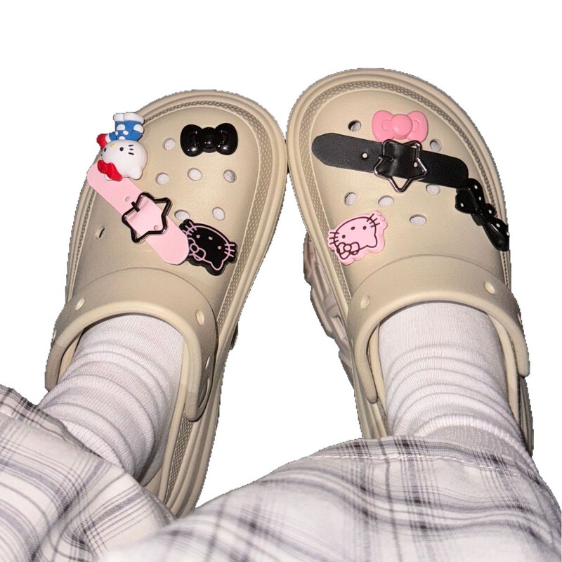夏のスリッパ靴花漫画ハローキティ下駄アクセサリー靴バックル靴花セット diy アクセサリーリトルレッドブック|undefined