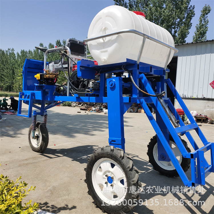 小型喷药机 高架三轮打药机 大葱多种农作物喷雾打药机 液压升降