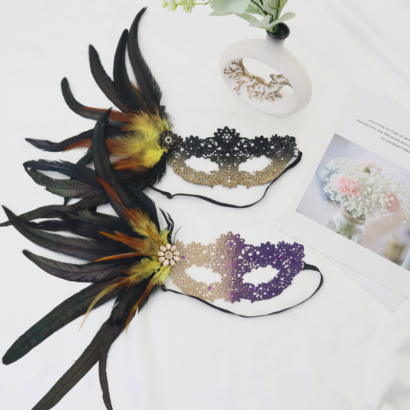 Máscaras de Halloween para adultos máscaras de color gris sexy plumas diamantes encaje mitad cara máscaras accesorios de fiesta