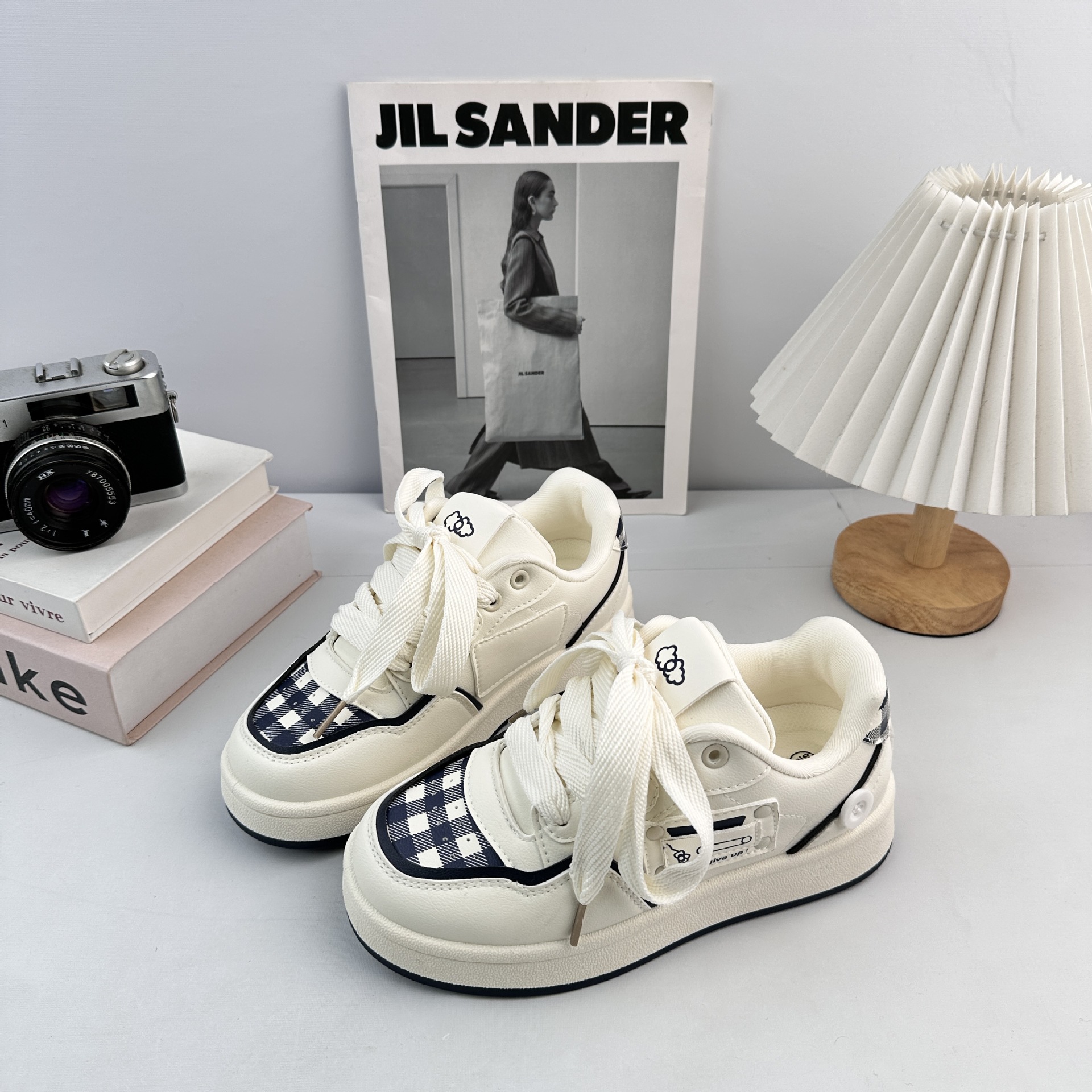 Yuanbo dulce hermana rosa zapatos lindos 2026 primavera estudiantes coreanos zapatos de skate de cabeza redonda zapatos blancos pequeños 2335