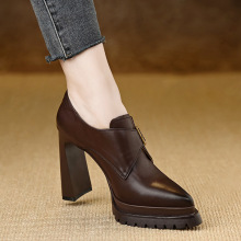 时尚10.6厘米深口单鞋女2025秋季新款气质尖头粗跟休闲厚底小皮鞋
