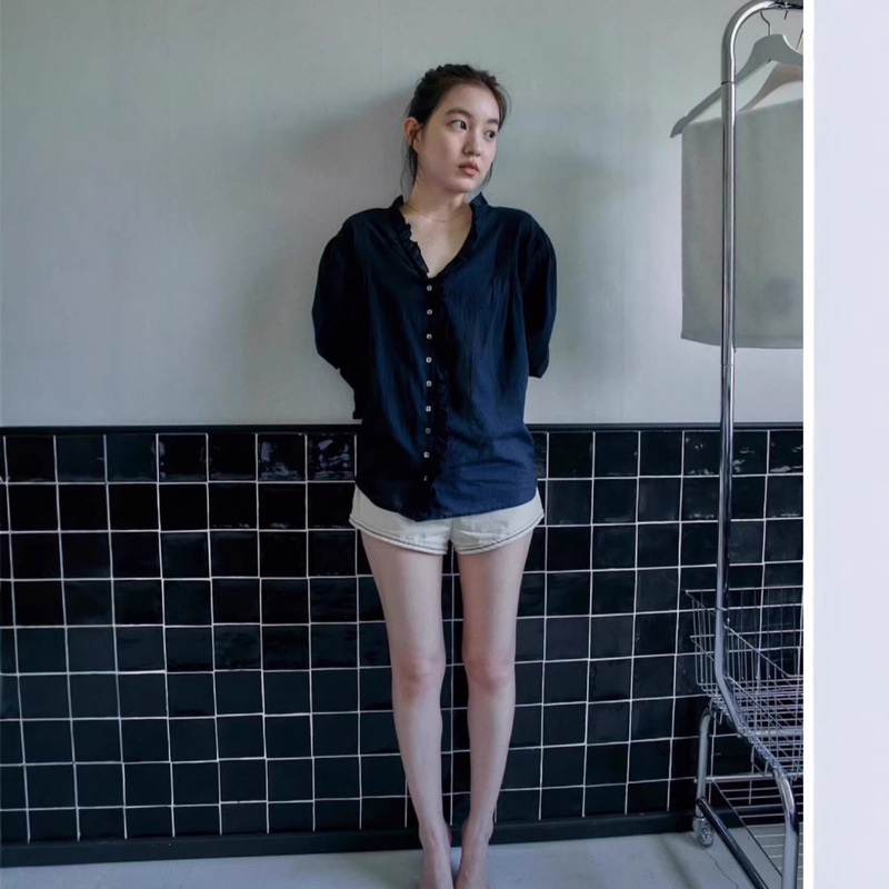 Now Available: Korean Designer Via Ruffled Shirt, Korean-Style Women's Clothing, Pleated V-Neck, Three-Quarter Sleeves, Vintage Lace Top Now Available: Korean Designer Via Ruffled Shirt, Korean-Style Women's Clothing, Pleated V-Neck, Three-Quarter Sleeves, Vintage Lace Top