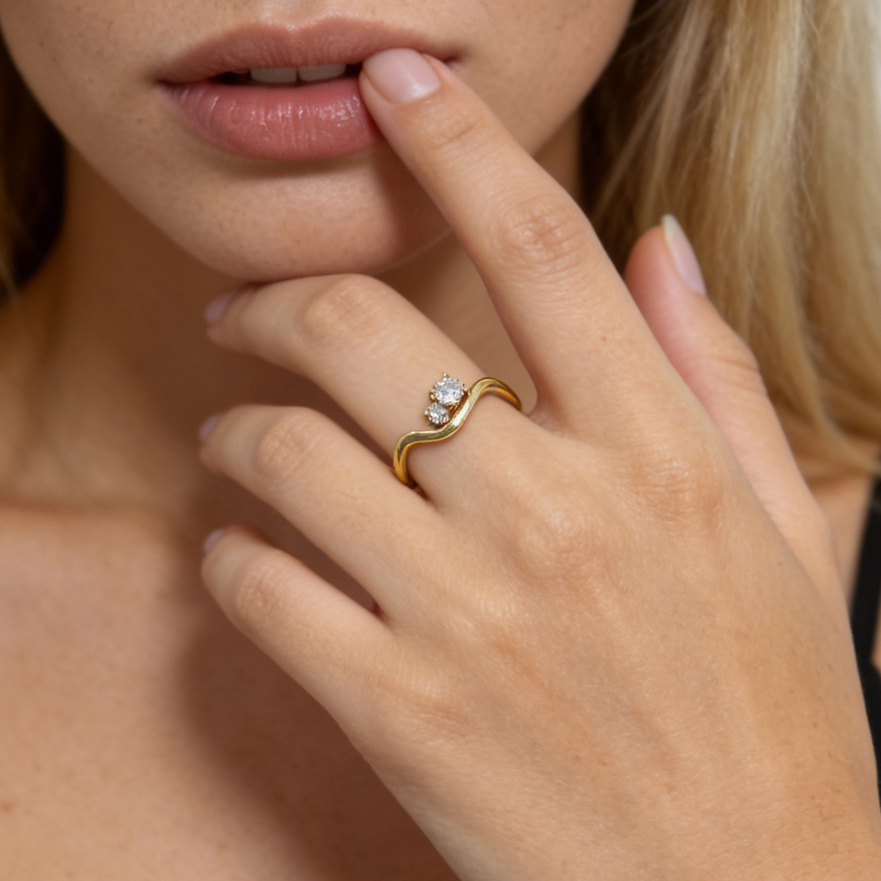 Fashionable Minimalist Irregular Wave Design Ring, Women's Jewelry, Niche Daily Commute Versatile Color-Preserving Wholesale