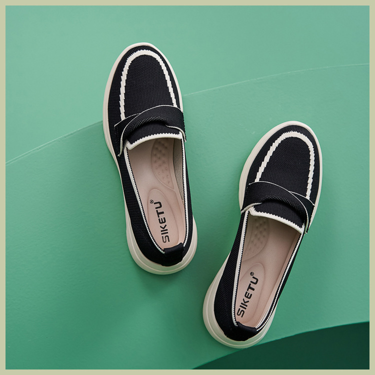 B888-2 Otoño Invierno 2025 Nuevos Zapatos de Mamá Antideslizantes Transpirables de Suela Suave con Bloques de Color para Mujer_voghion.com