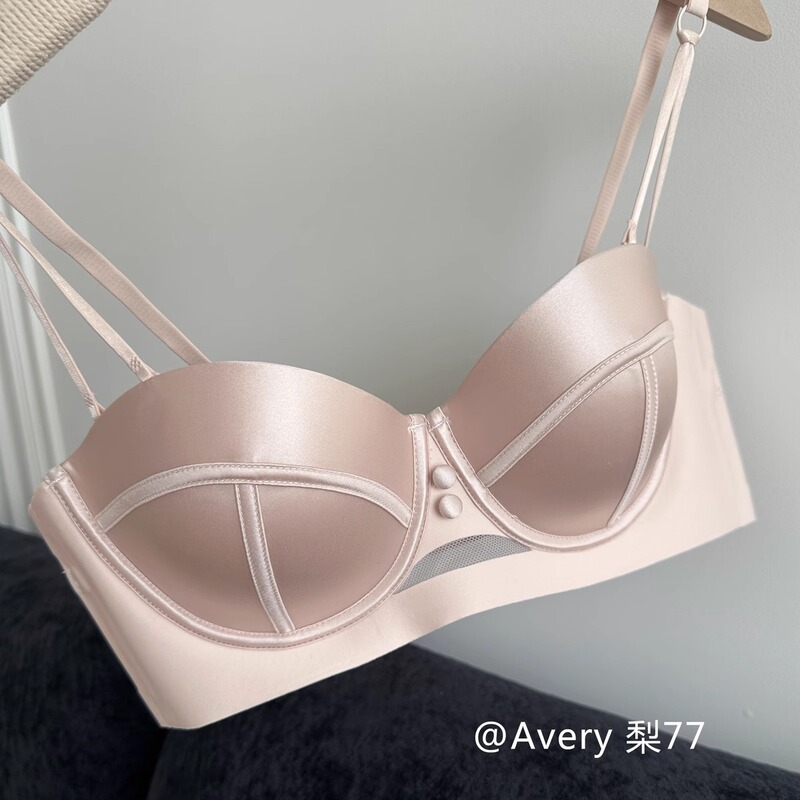 Dancing Alone under the Moon~French Retro Pearlescent Satin Half-Cup Strapless Intimates for Women with Small Breasts Push-Up Bra Dancing Alone under the Moon~French Retro Pearlescent Satin Half-Cup Strapless Intimates for Women with Small Breasts Push-Up Bra