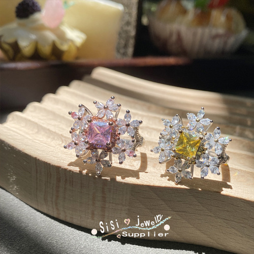 Sisi Under the Cherry Blossom Tree, 18K gold plated, niche design high-end jewelry, Ascher princess pink daisy ring